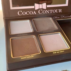 🌸 TOO FACED - Cocoa Contour Chiseled toPerfection